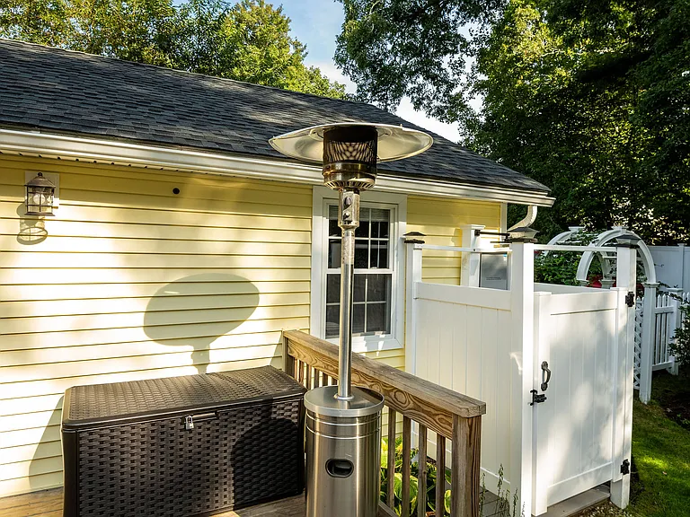 218 Roxy Cahoon Rd — Photo 35