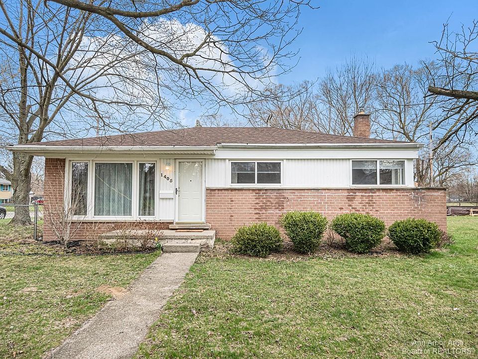 1st image of 1405 Gattegno St