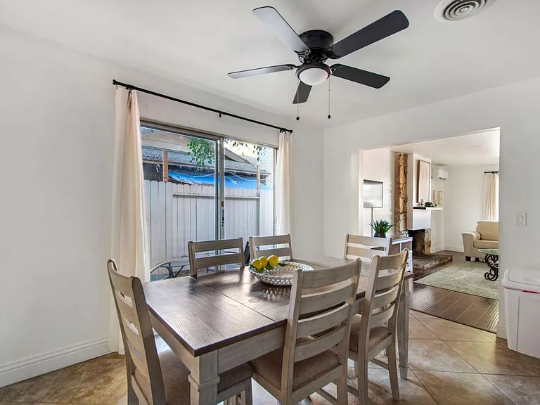 3720 S Marine St #1 — Photo 12