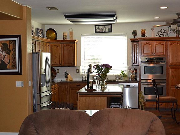 4th image of 1823 N Maselli Ct