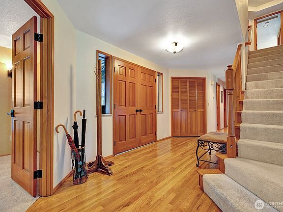 4th image of 32309 169th Avenue SE