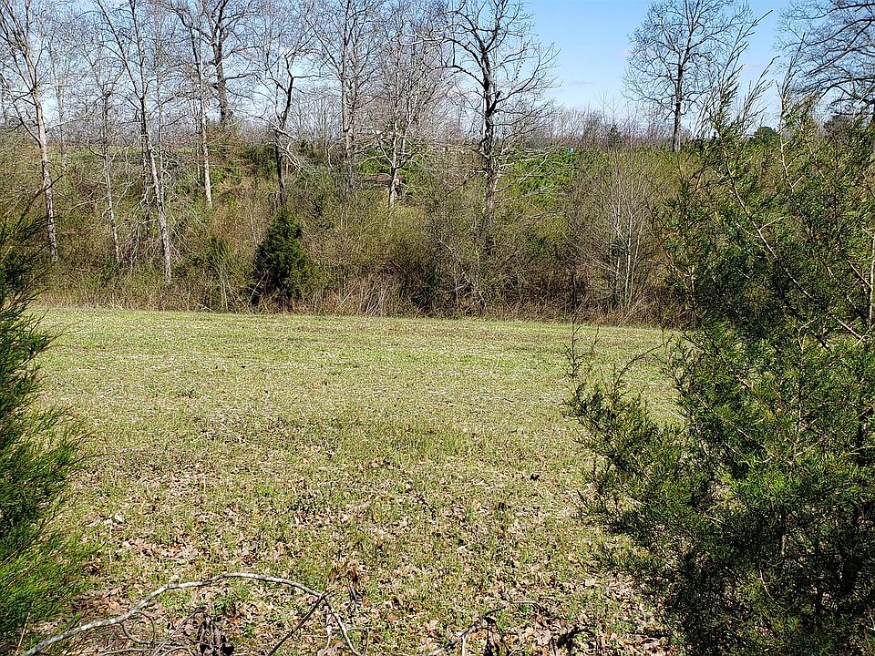 2nd image of 2540 Cat Creek Rd