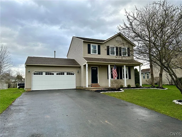 8662 Bayview Dr — Photo 2