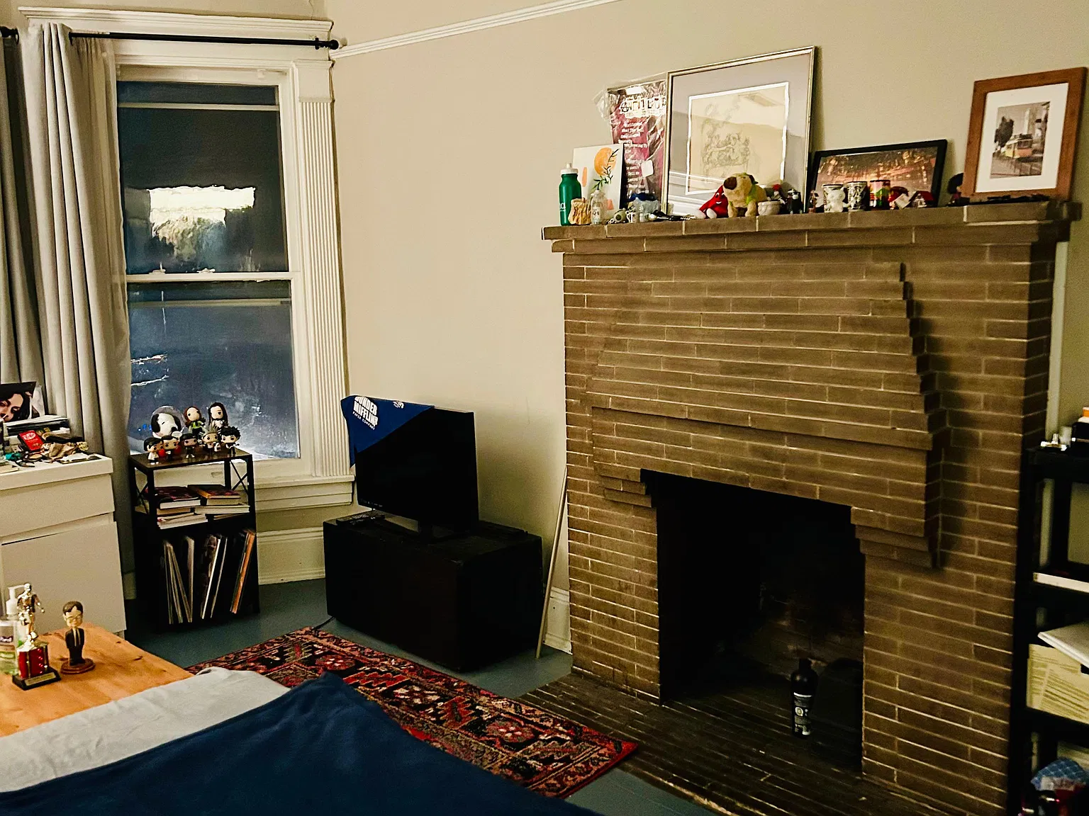 8 bed, $1,728 — Photo 3