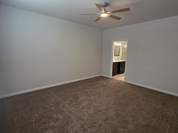 5th image of 142 S Richmond Dr #Na