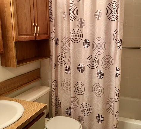 5th image of 3006 Sir Hamilton Cir #6
