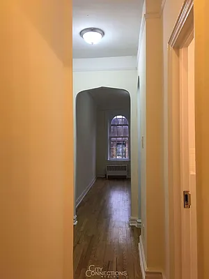 Rented by City Connections Realty | media 9