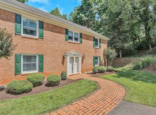 280 Hillcrest Dr, Rocky Mount, VA 24151