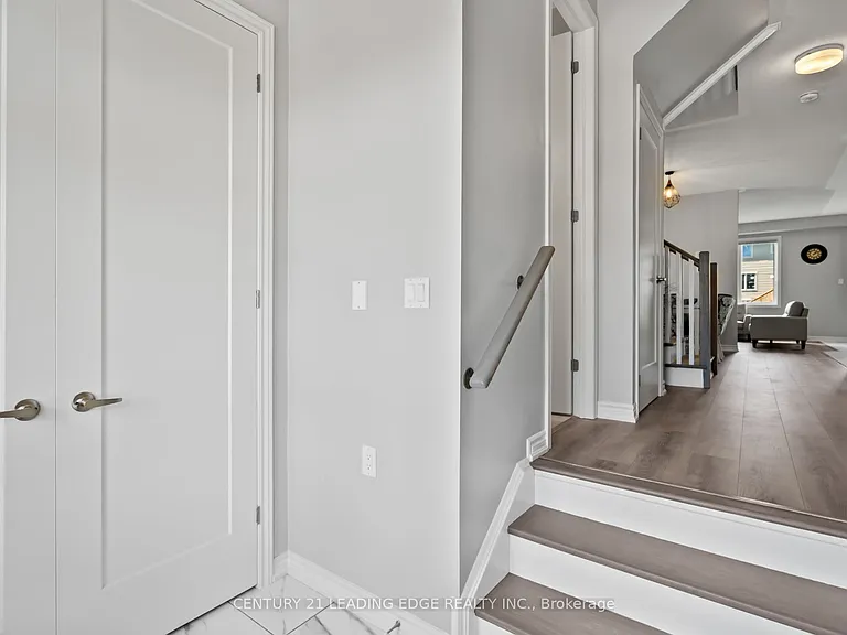 1097 Trailsview Ave — Photo 4