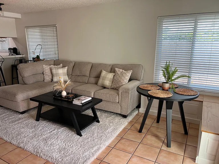 4942 Sawyer Ave — Photo 16