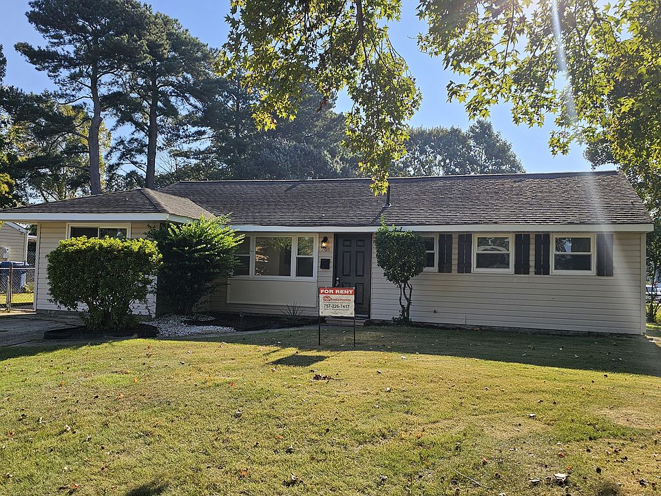 1st image of 700 Lynch Ln
