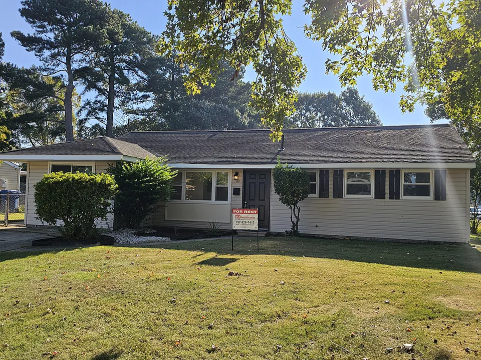 700 Lynch Ln