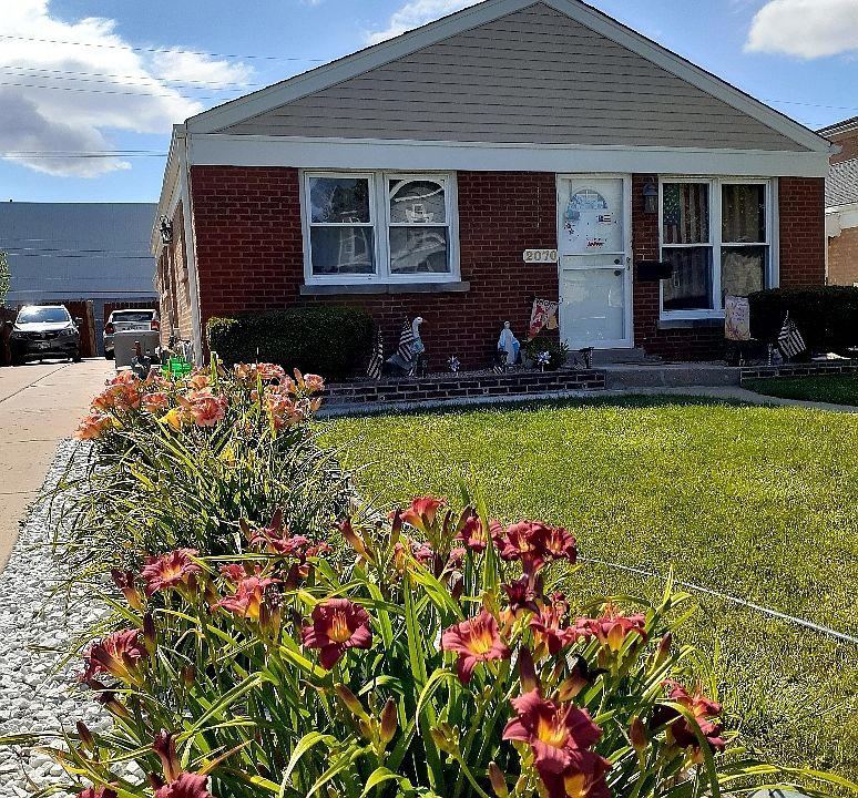 1st image of 2070 N 19th Ave