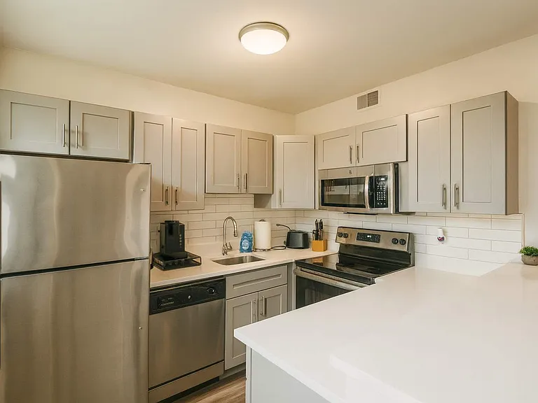 5316 Pershing Ave #205 — Photo 1