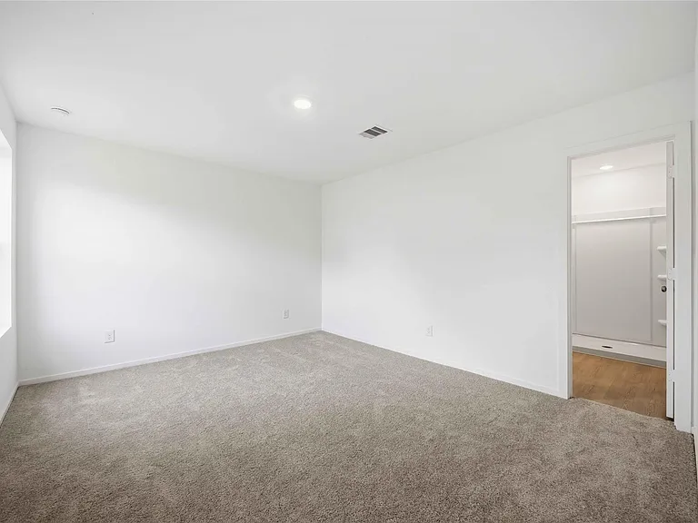 16842 Spotted Oak Dr — Photo 22