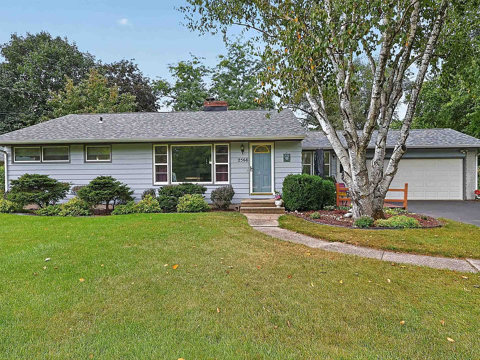 1st image of 2566 White Ave