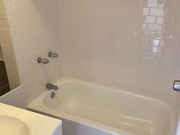 2nd image of 3202 N Cicero Ave #12
