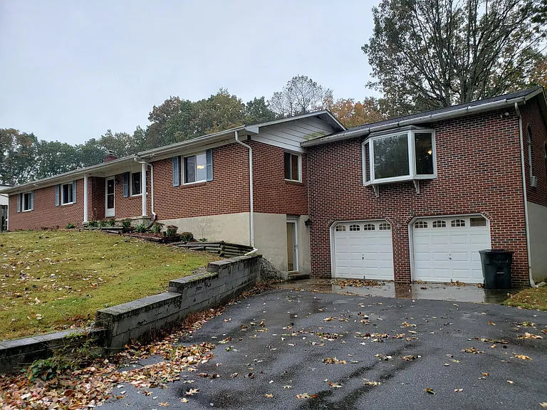 3100 Littlestown Pike — Photo 3