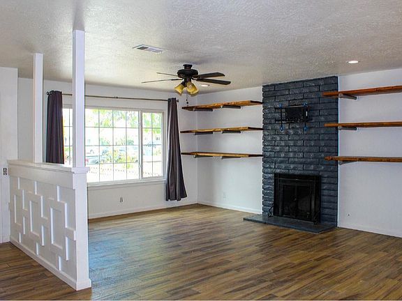 2nd image of 2934 Sterling St