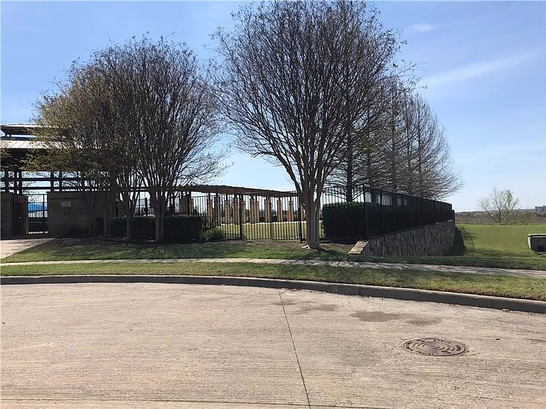5209 Bald Cypress Ln — Photo 21