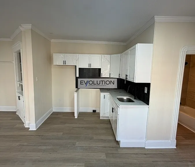 906 Park St #3E — Photo 4