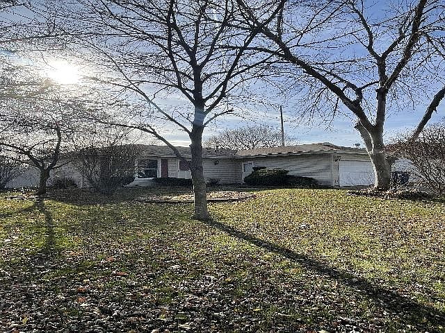 1st image of 21 Karen Dr