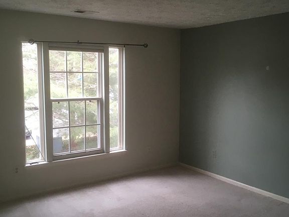 3rd image of 808 Southern Hills Dr