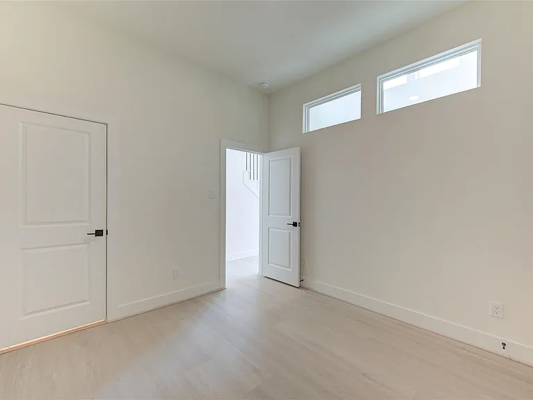 4336 Avron Dr #A — Photo 37