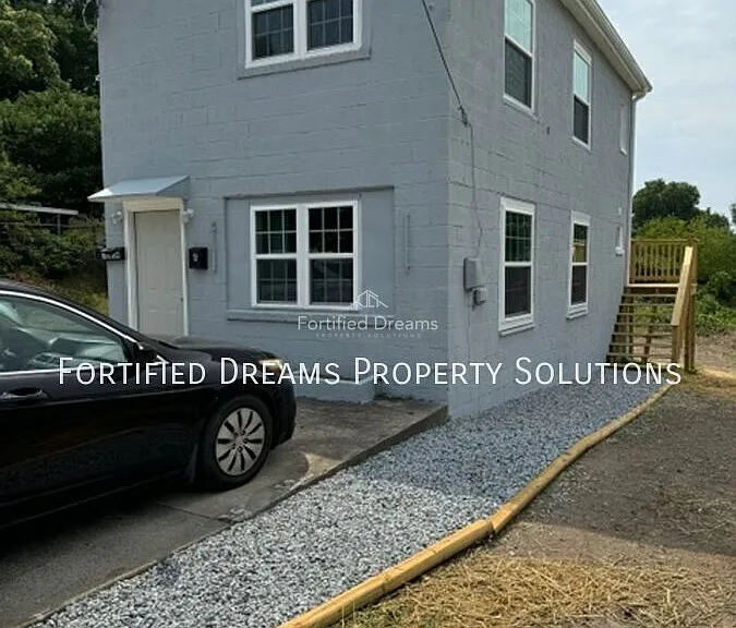 1514 E 14th St #A — Photo 19