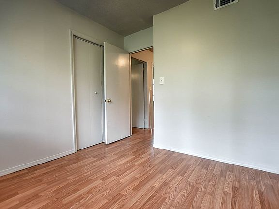 3rd image of 1306 Leone Ave