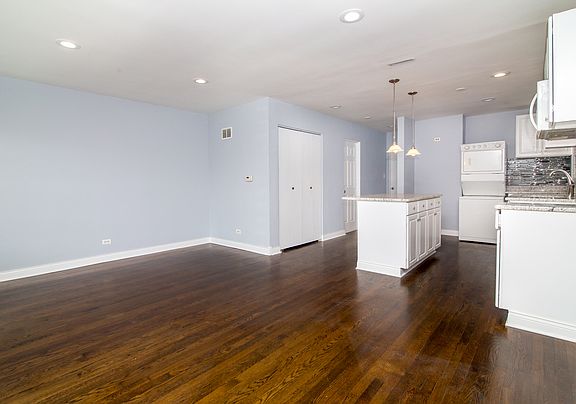2nd image of 3314 S Central Ave