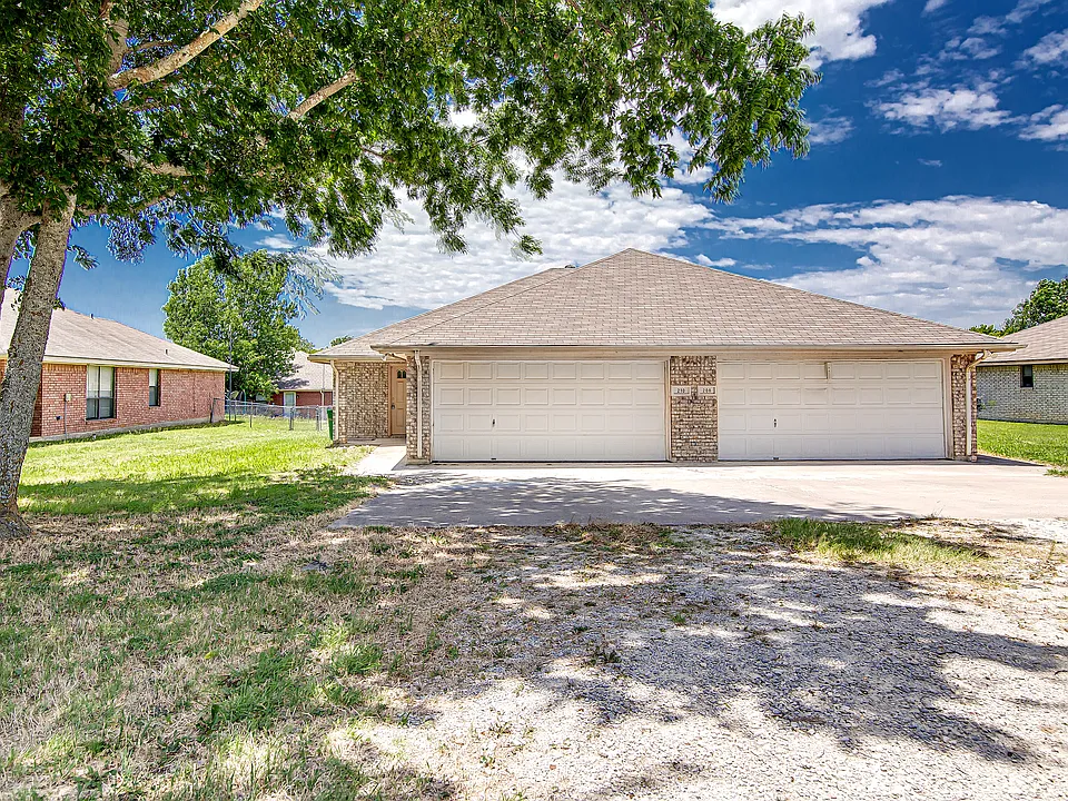 210 Joshua Blvd #210