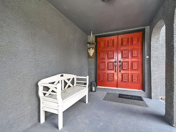 4th image of 8085 Morse Rd