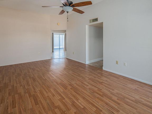 5th image of 14208 N Newcastle Dr