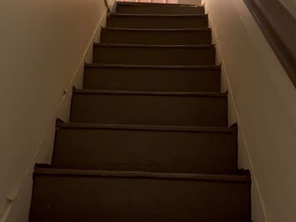 5th image of 2212 W Wiswall St