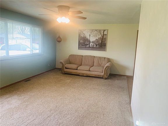 5th image of 308 S 1st St