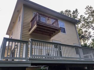 670 1/2 Walker Cir, Iowa City, IA 52245