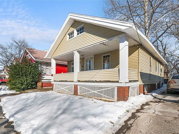 3rd image of 3997 W 22nd St