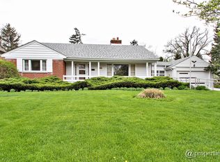 1821 Central Rd, Glenview, IL 60025