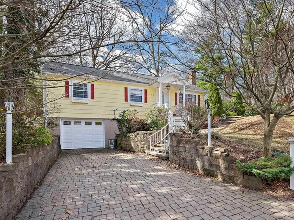 95 Oriole Rd #95, Stoughton, MA 02072