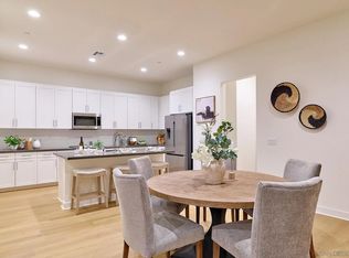 789 Michele Dr, Vista, CA 92084