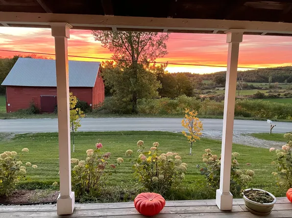 1931 Baldwin Rd, Hinesburg, VT 05461