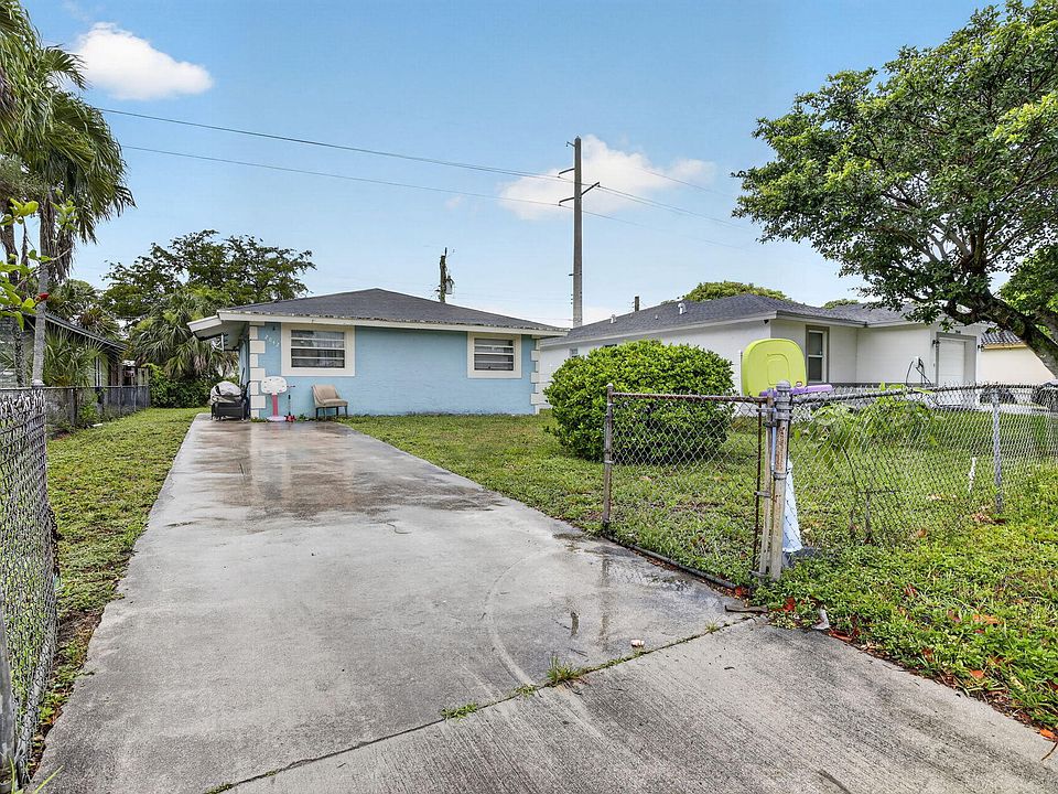 1st image of 2842 NW 9th Place