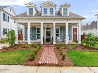 104 Commonwealth Dr, Madison, MS 39110