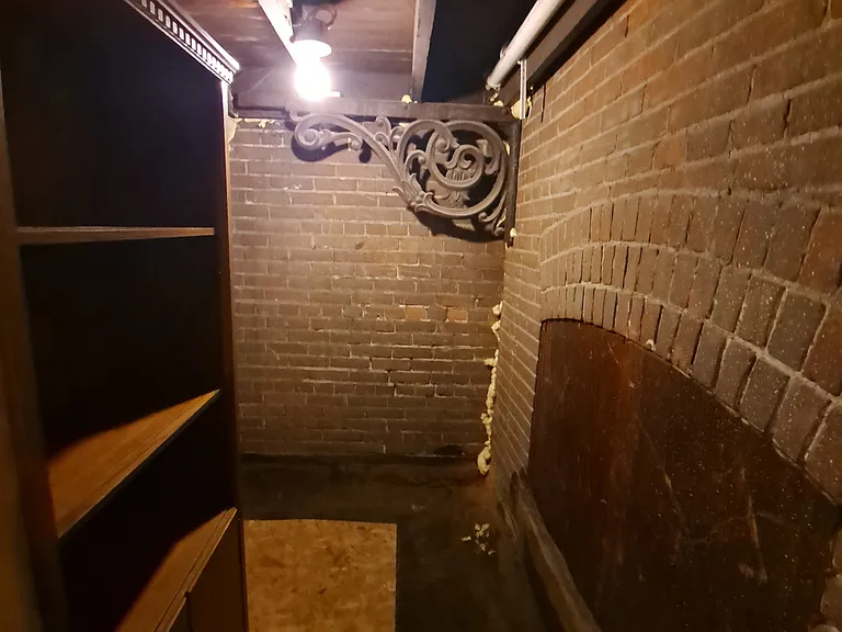 129 Main St #3 — Photo 9
