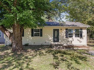 216 Mohawk Dr, Paducah, KY 42001
