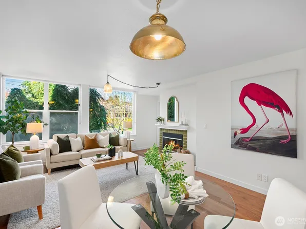 5000 Fauntleroy Way SW #202, Seattle, WA 98136