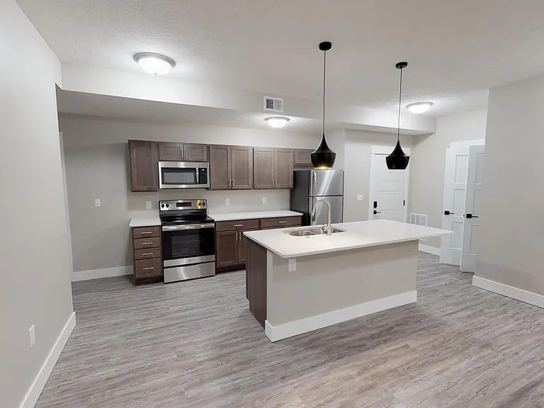 711 Legacy Dr — Photo 15