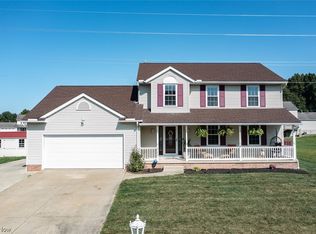 3149 Pine Hollow Dr, Ravenna, OH 44266