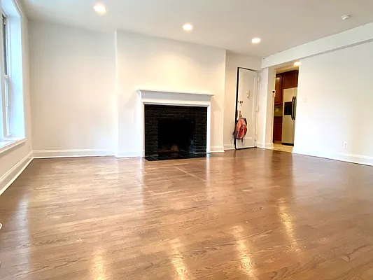Rented by Corcoran | media 3